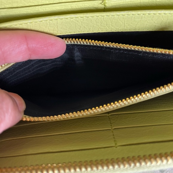 Green chartreuse wallet - Picture 8 of 9